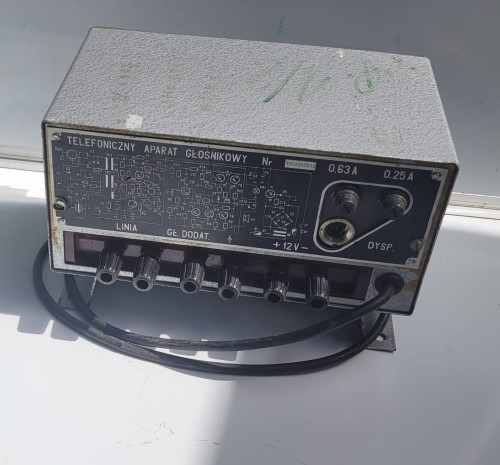 R-21 Telefon TAG-1-MR – wojskowy aparat łączności przewodowej2.jpeg