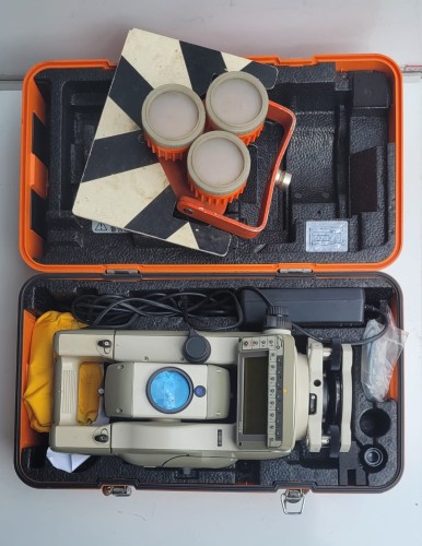 INN-93 Tachimetr geodezyjny Nikon DTM-850 – profesjonalny sprzęt pomiarowy.jpeg