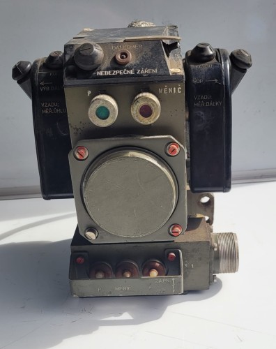 TL-23 Półautomatyczny celownik żyroskopowy ASP-3NM – lotniczy.jpeg