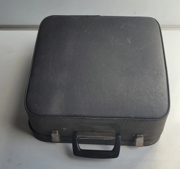 INN-99 Maszyna do pisania Erika 6 – Niemcy (Seidel &amp; Naumann)3.jpeg