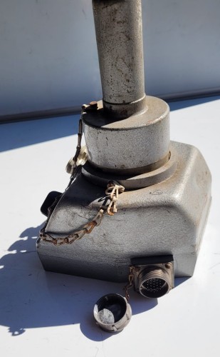 INN-105 Radziecki joystick sterowniczy – systemy T-72 (TPD-K1) 3.jpeg
