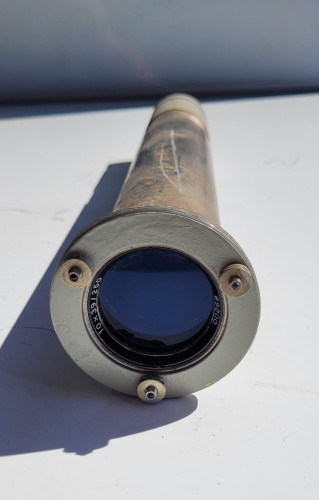 INN-106 Zabytkowa luneta optyczna 10×39-250 – WWII 2.jpeg