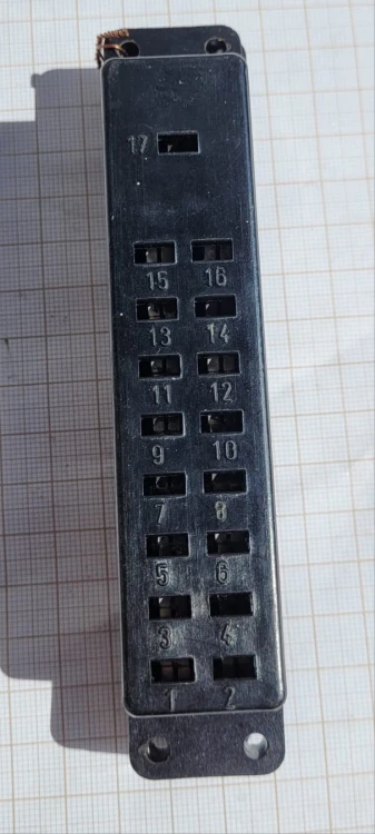 CR-22 Gniazdo 17-pin do końcówki mocy R-140 – złącze wojskowe techniczne 3.jpeg