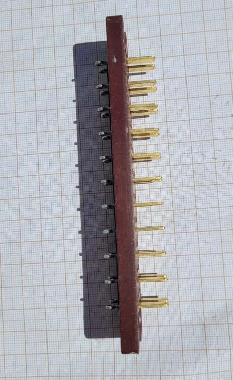 CR-23 Wtyk 22-pin do skrzynki antenowej USD – R-140 3.jpeg