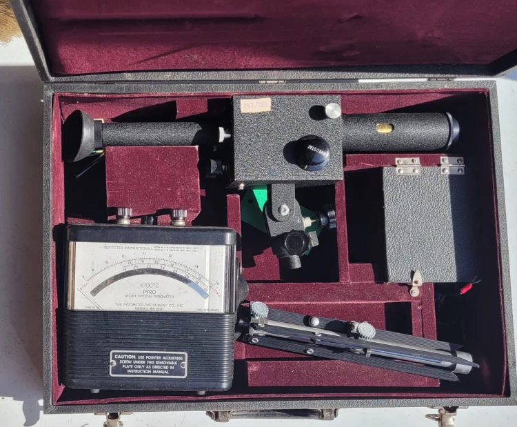 INN-136 Pirometr optyczny The Pyrometer Instrument Co., Inc. – bezkontaktowy miernik temperatury.jpeg