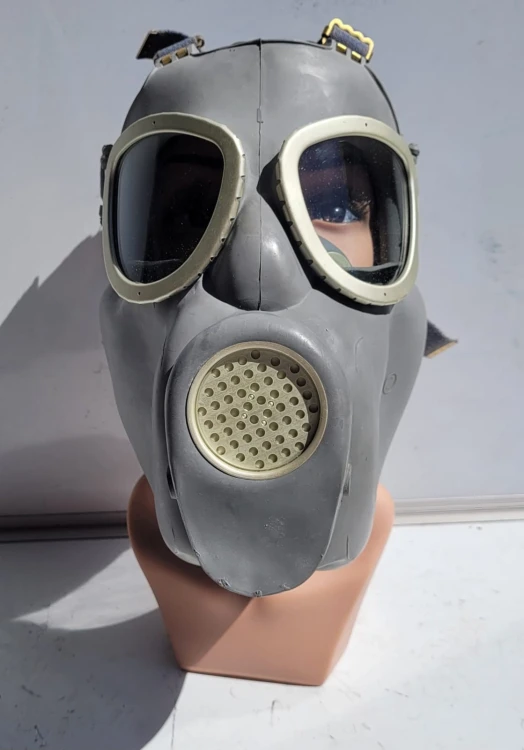 D-19 Maska przeciwgazowa MP-4 „Buldog” – Wojsko Polskie, zestaw kolekcjonerski2.jpeg
