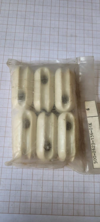 CR-29 Izolator ceramiczny antenowy 5 × 2,4 cm – solidny, techniczny2.jpeg