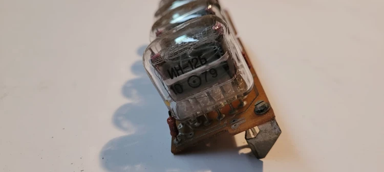 L-182 Zestaw 5 lamp Nixie IN-12 – radzieckie lampy wyładowcze2.jpeg
