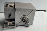 R-32 Wojskowa automatyczna skrzynka antenowa – radiostacja, militaria.jpeg