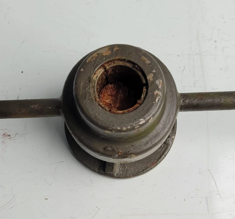 INN-181 Uchwyt zaciskowy symetryczny metalowy – uniwersalny2.jpeg