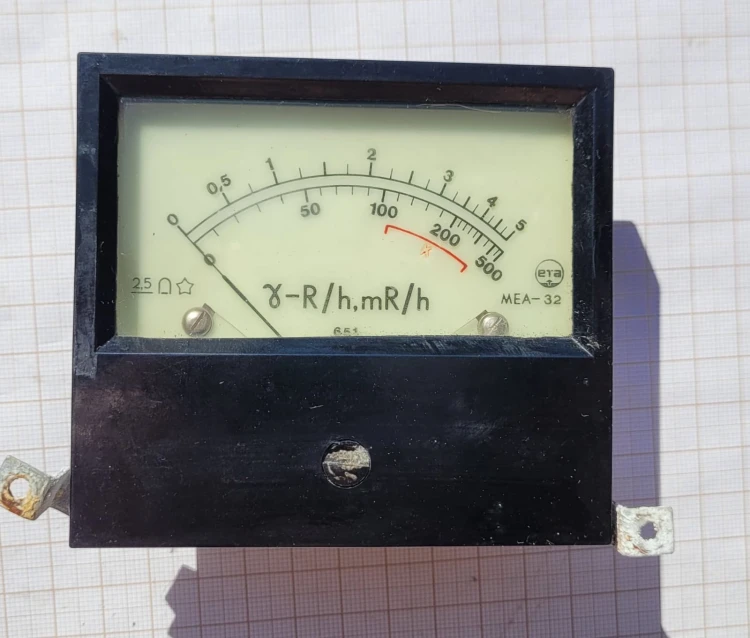 EL-58 Wskaźnik promieniowania MEA-32 ERA – panelowy miernik gamma PRL.jpeg