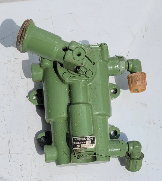 TL-47 Ręczna pompa hydrauliczna NR01UA (НР01ЮА) – lotnicza .jpeg