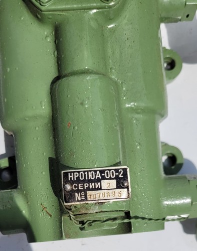 TL-47 Ręczna pompa hydrauliczna NR01UA (НР01ЮА) – lotnicza 2.jpeg