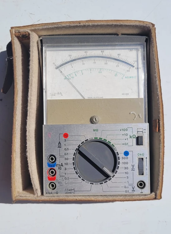 INN-210 Miernik uniwersalny UM-112B – analogowy.jpeg