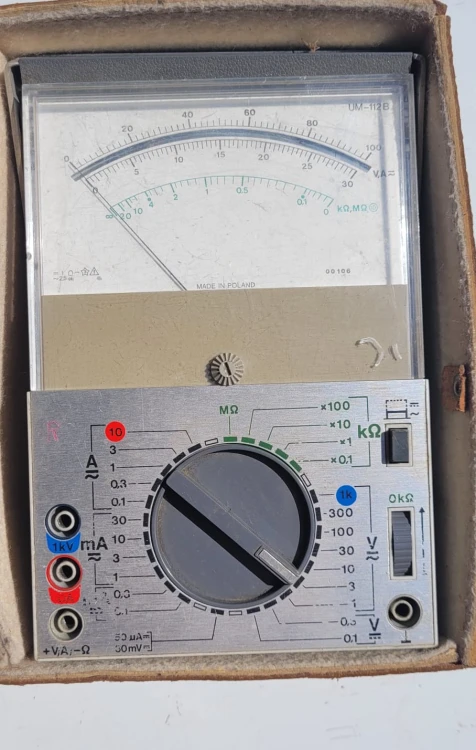 INN-210 Miernik uniwersalny UM-112B – analogowy2.jpeg