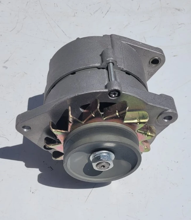 CZ-43 Alternator Tatra 815 – oryginalny element instalacji elektrycznej.jpeg