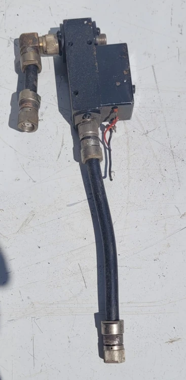 EL-65 Przekaźnik antenowy REW-17  РЭВ-17 – do 1 GHz.jpeg