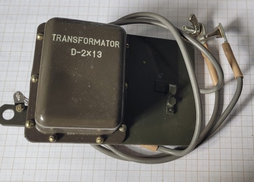 CR-32 Transformator anten odbiorczych R140 – dipol 2×13 m.jpeg