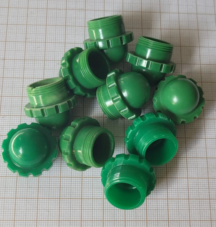 EL-76 10szt zielony pełny kapturek do oprawy żarówki 12 mm.jpeg