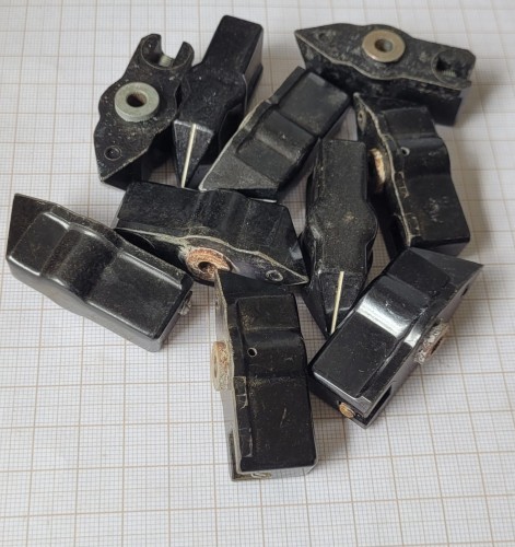 EL-90 10szt Pokrętło gałka oś 4mm.jpeg