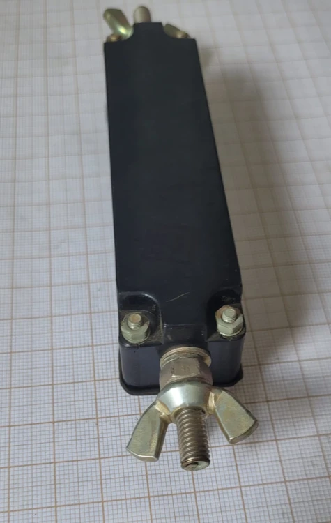 CR-35 Opornik antenowy radiostacji R-140 – Star 266 2.jpeg