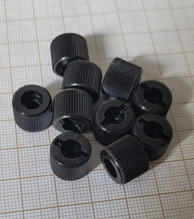 EL-101 10szt Pokrętło  gałka oś 6mm.jpeg
