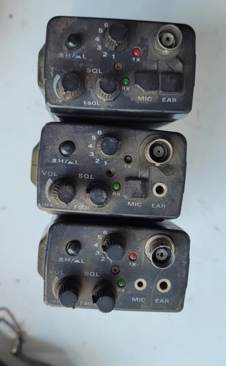 R-39 Radiotelefony Yaesu FTH-2009 – zestaw 3 szt. + akcesoria3.jpeg