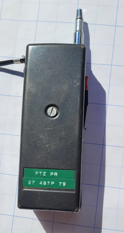 R-43 Radiotelefon MOBIL vintage – stan nieznany3.jpeg