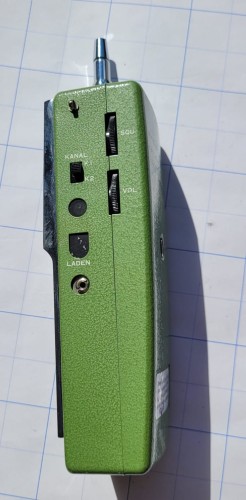 R-45 Radiotelefon CB DNT HF12 2W – vintage 1975b.jpeg