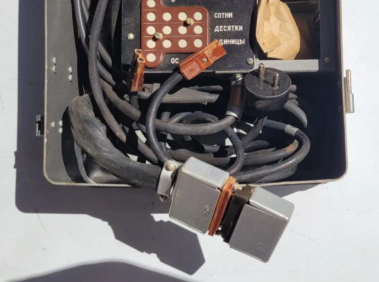 TL-53 Radziecki blok pomiarowy tester radiostacji – MiG R-802c.jpeg