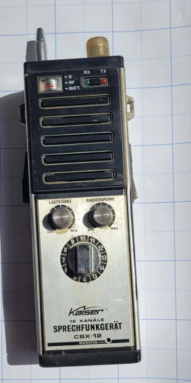 R-47 Radiotelefon Kaiser CBX-12 CB Radio – 12 kanałów vintage.jpg