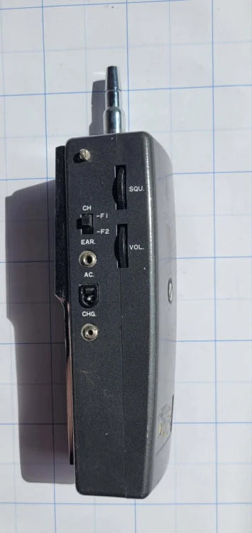 R-48 Radiotelefon DNT HF 5 CB Radio 2W – vintage2.jpg