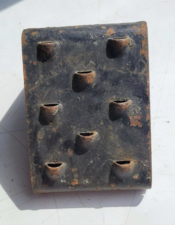 CZ-66 Klin pod koło 27×17×17 cm – ciężki, przemysłowy2.jpg