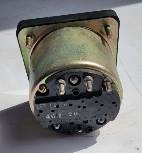EL-109 Amperomierz panelowy Westinghouse KA-241 150A AC2.jpg