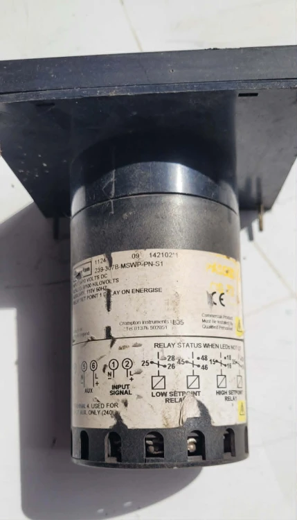EL-110  Woltomierz panelowy Crompton  0–100 kV2.jpg