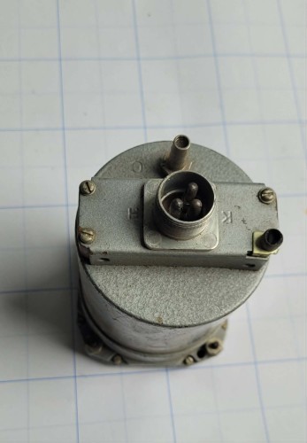 TL-67 Lotniczy przyrząd pomiarowy DW-30M – radziecki.jpg