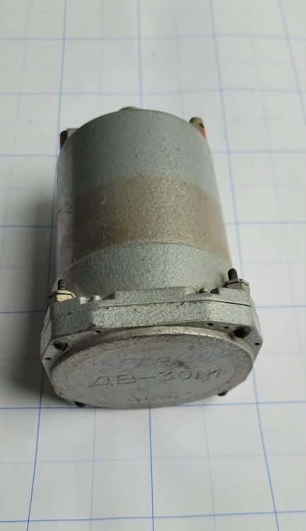 TL-67 Lotniczy przyrząd pomiarowy DW-30M – radziecki2.jpg