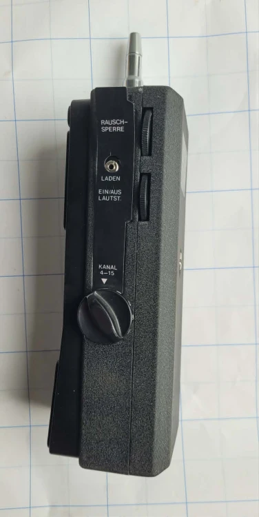 R-53 Radiotelefon DNT HF-1312 Mark II CB Radio – lata 804.jpg
