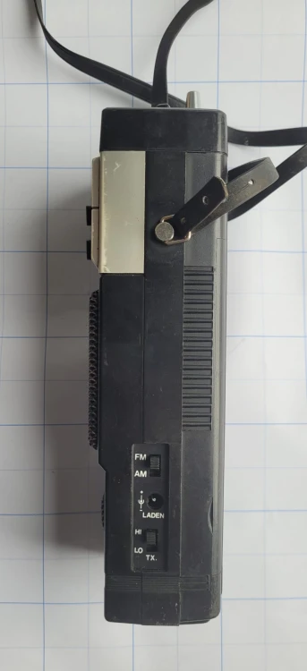 R-58 Radiotelefon Universum SH 6100 CB Radio – 40 kanałów AM FM2.jpeg