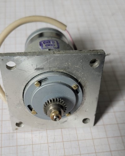 EL-119 Silnik prądu stałego DPM ДПМ-35N1-04 b.jpeg