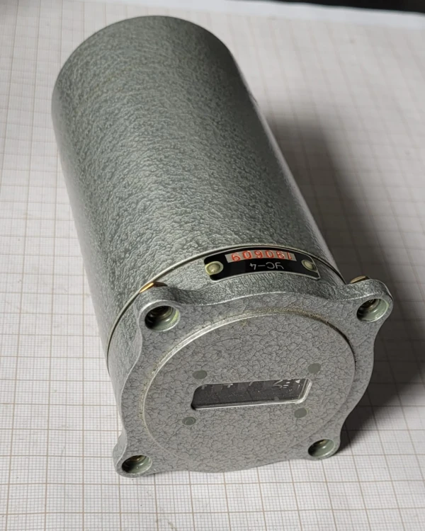TL-70 Lotniczy licznik mechaniczny – przyrząd pokładowy.jpeg