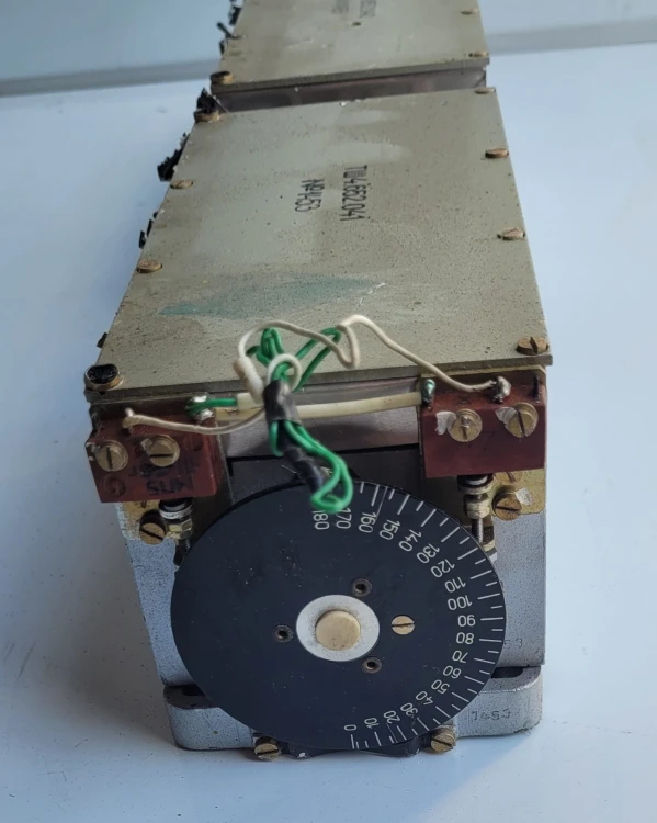 EL-121 Zmienne kondensatory powietrzne z napędem elektrycznym5.jpeg