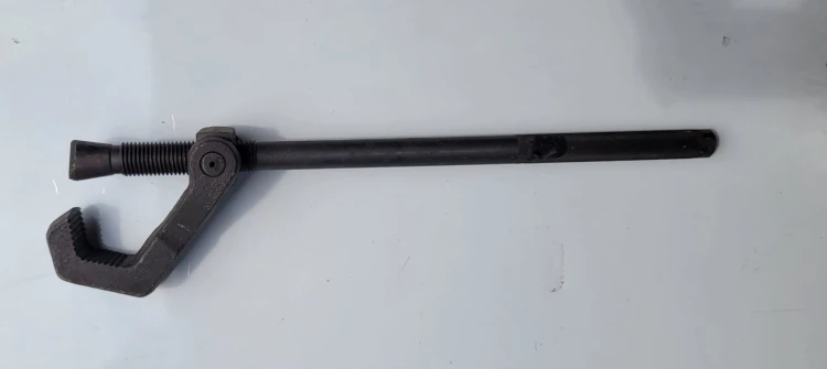 N-3 Klucz hakowy hydrauliczny „Rurhak” PRL .jpeg
