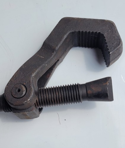 N-3 Klucz hakowy hydrauliczny „Rurhak” PRL 2.jpeg
