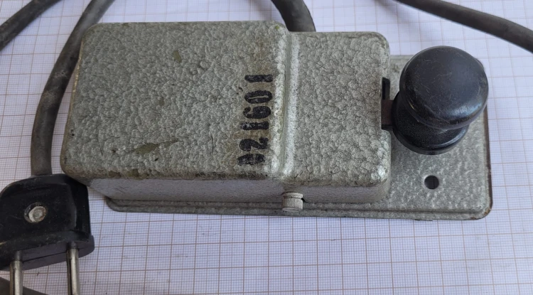 R-61 Klucz telegraficzny - klucz Morse`a 2.jpeg