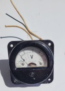 EL-126 Woltomierz Lumel M9-63 1968 r. – analogowy miernik tablicowy PRL.jpeg