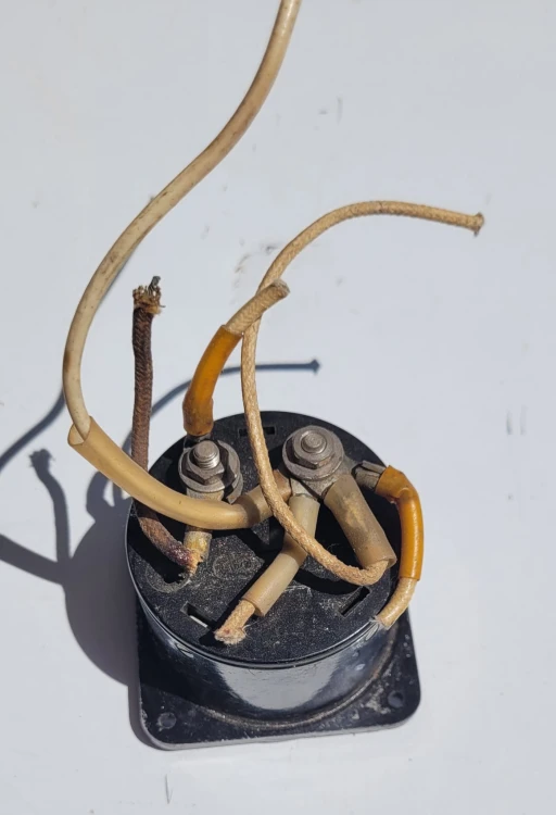 EL-126 Woltomierz Lumel M9-63 1968 r. – analogowy miernik tablicowy PRL2.jpeg