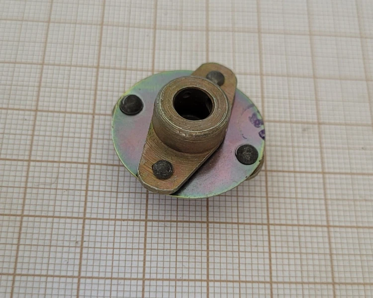 CR-55 Sprzęgło elastyczne 12-D-5526-277 – Ø25 mm, na oś 5 mm.jpeg