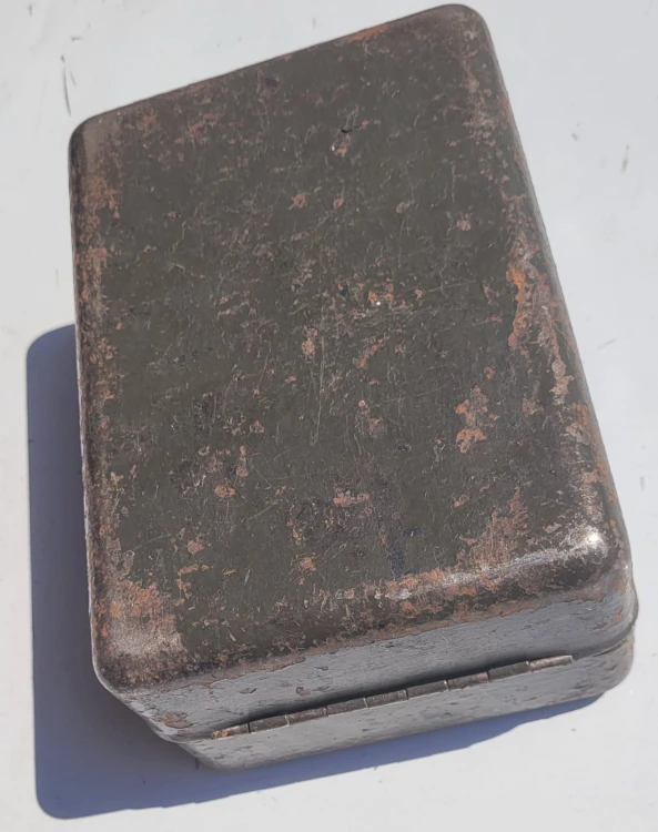 S-19 Metalowa skrzynka wojskowa 18 × 12 × 9 cm – oryginalna2.jpeg