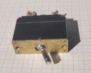 EL-136 Wyłącznik termiczny Unitra AZS-25 25A 24V – nowy, leżak magazynowy.jpeg